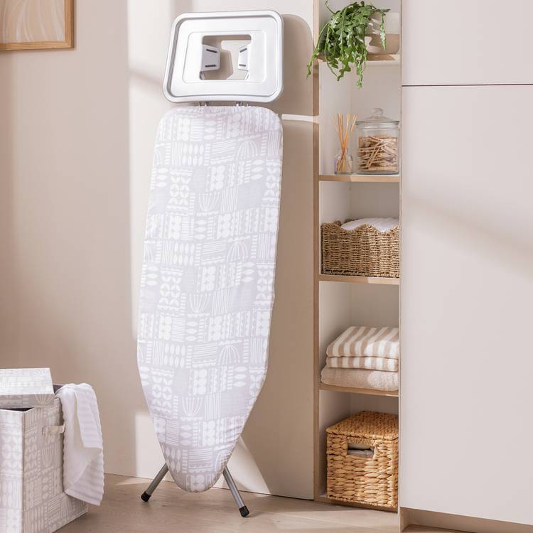 Habitat Extra Wide 120 x 45cm Ironing Board - Silver 0