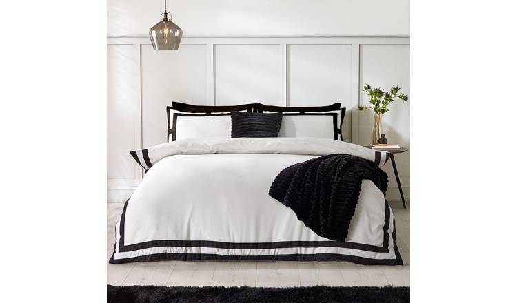 Catherine Lansfield Soft Mono Panel Bedding Set - Superking