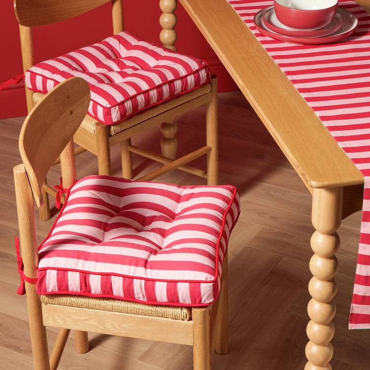 Habitat Striped Pack of 2 Seat Cushion - Red 0