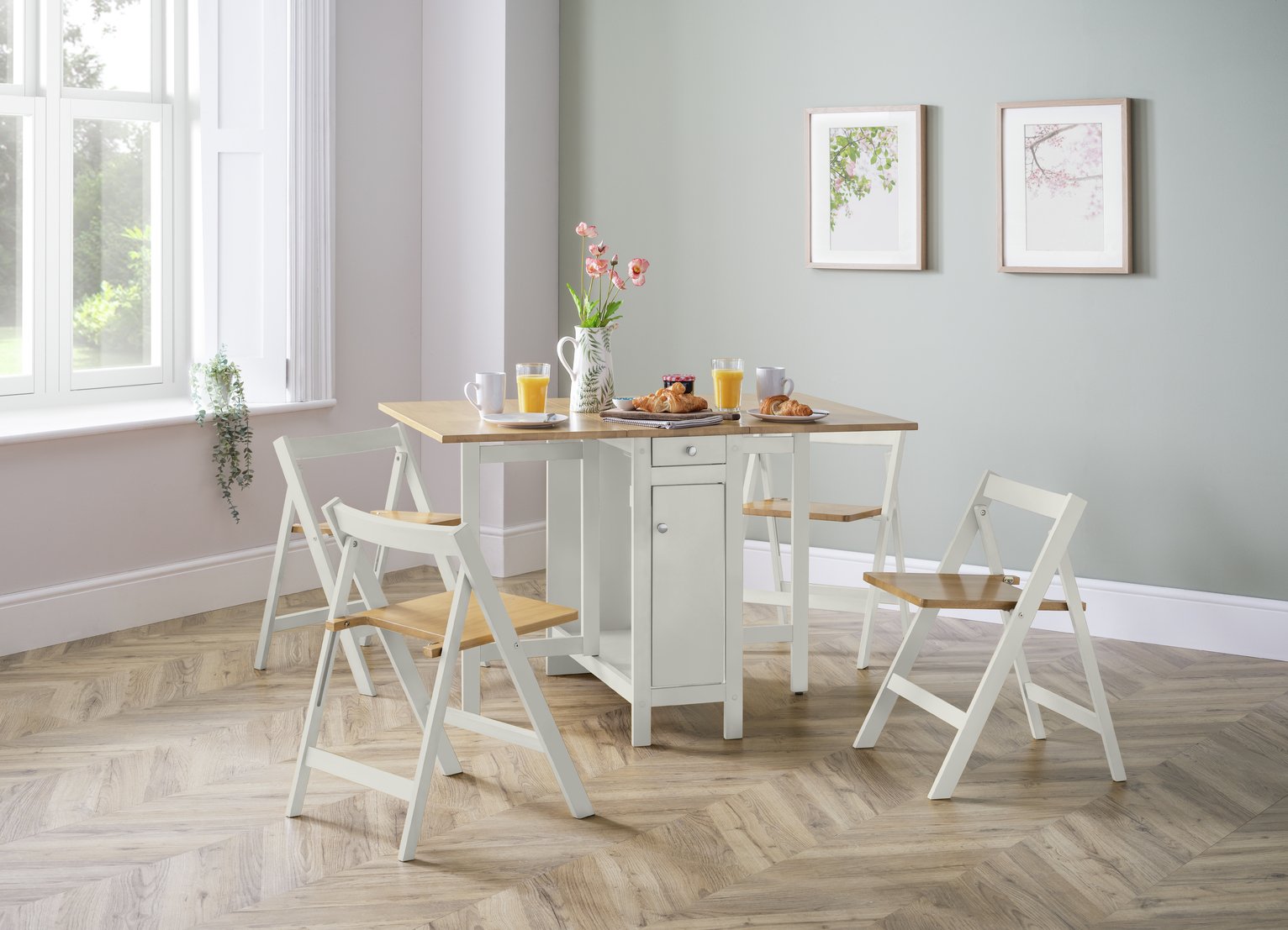 Julian Bowen Savoy Dining Table & 4 Chairs Review