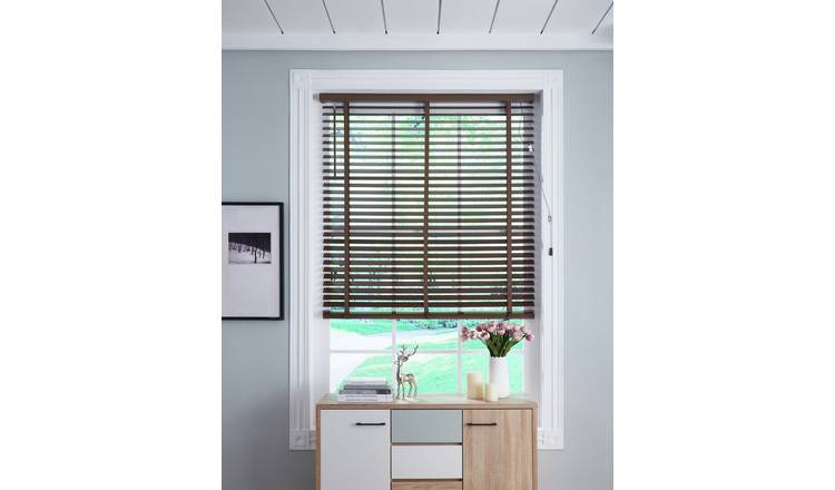 Little Black Book Basswood Walnut Venetian Blind - 90cm