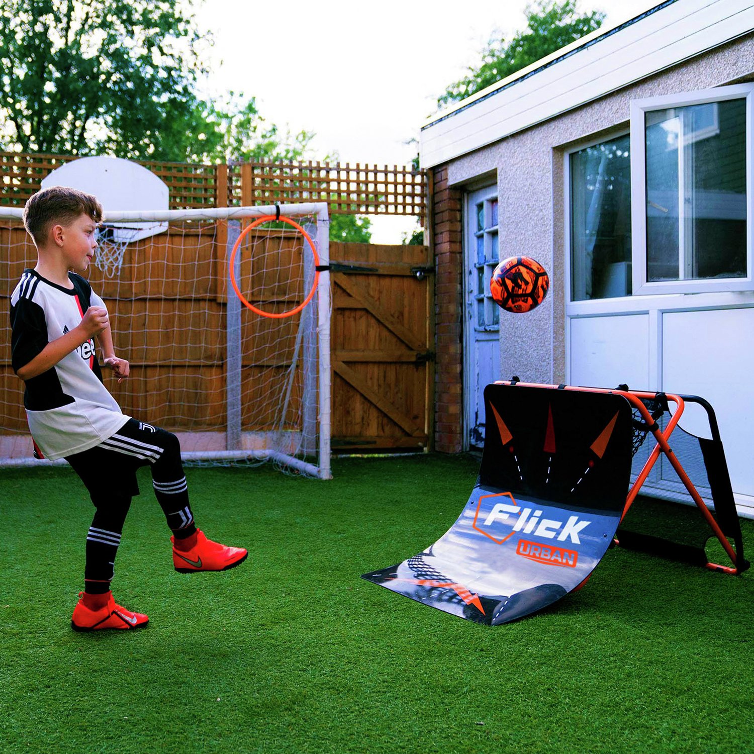 Football Flick Urban Skills Training Rebounder and Net Review