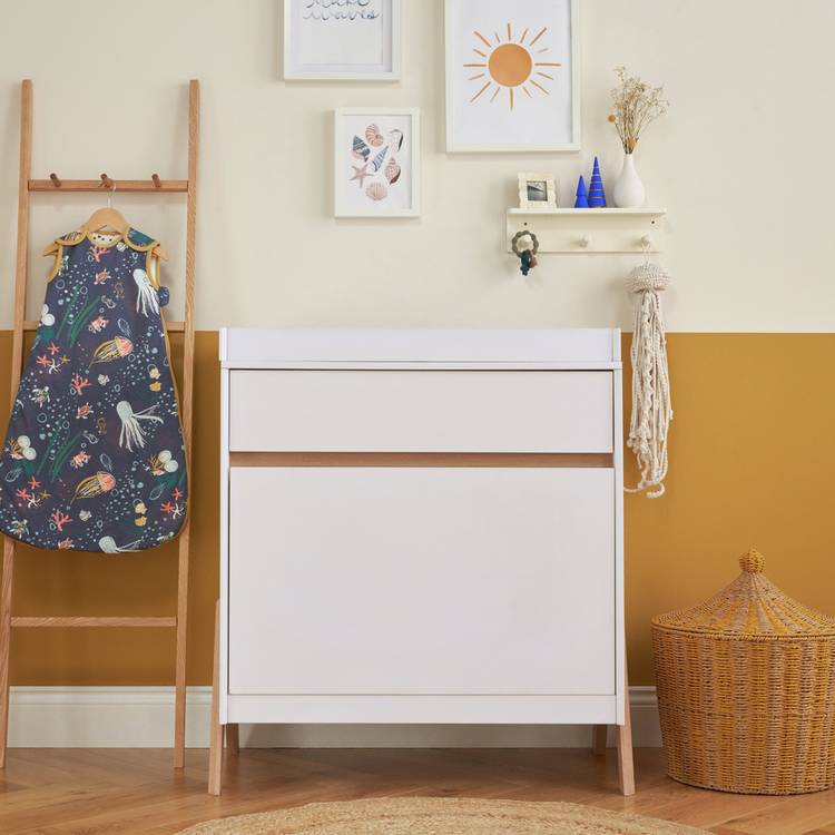 Tutti Bambini Fuori Chest Changer - White 0
