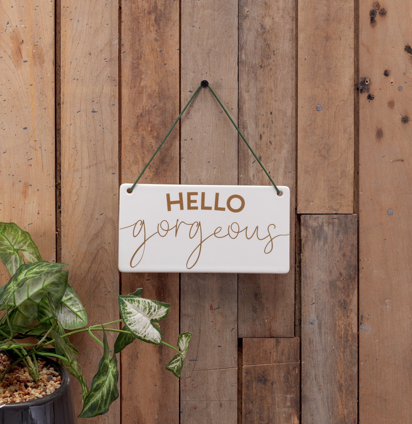 Wellbeing Hello Gorgeous Hanging Sign Review