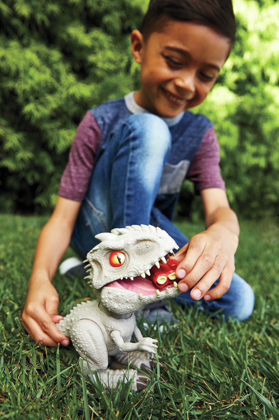 Jurassic World Feeding Frenzy Indominus Rex Figure Review