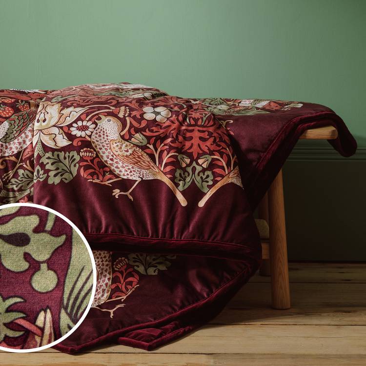 Habitat x Morris & Co. Strawberry Thief Throw - 200x150cm 0