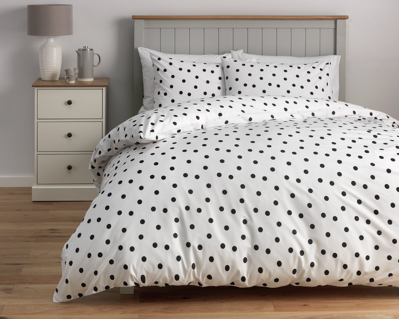 Argos Home Monochrome Spots Bedding Set Review