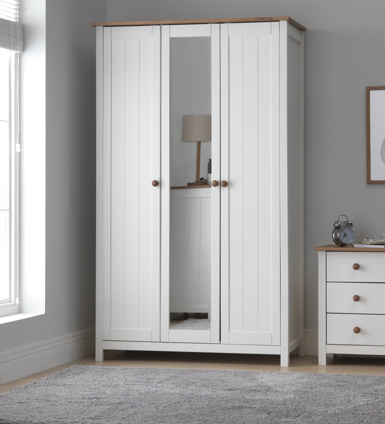 Argos Home Scandinavia 3 Door Mirror Wardrobe Review