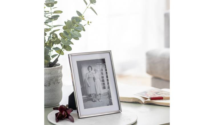 Habitat Skinny Metal Picture Frame - Silver - 22x17cm