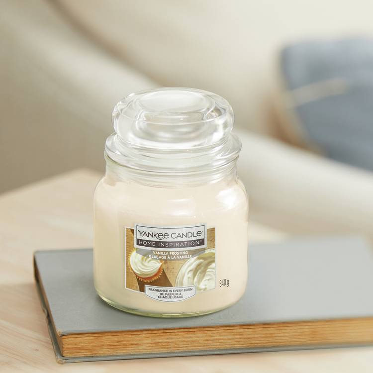 Yankee Home Inspiration Medium Jar Candle - Vanilla Frosting 0