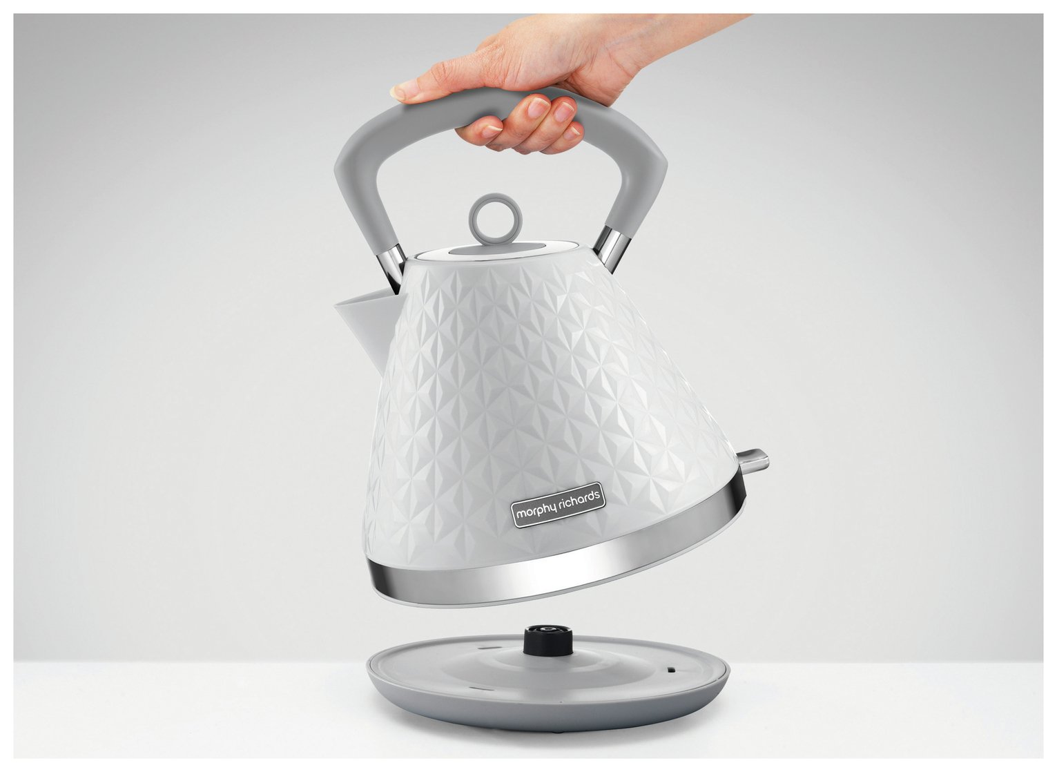 Morphy Richards 108134 Vector Kettle Reviews