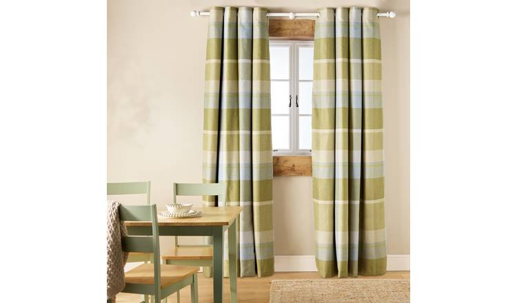 Argos Home Check Blackout Eyelet Curtain - Green - 229x168cm