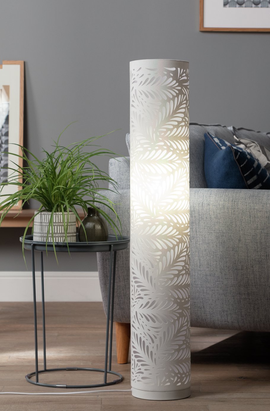 Argos Home Cut Out Leaf Column Floor Lamp Review