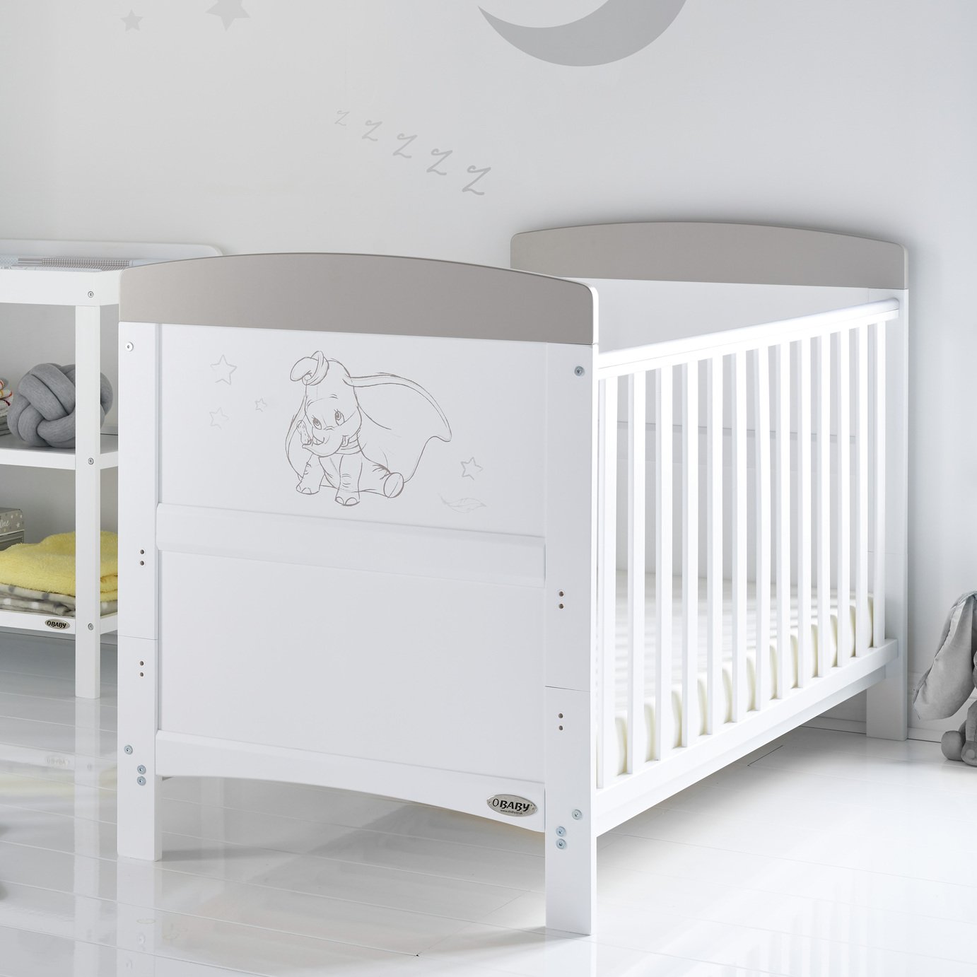 Dumbo Don't Just Fly, Soar Cot Bed Review