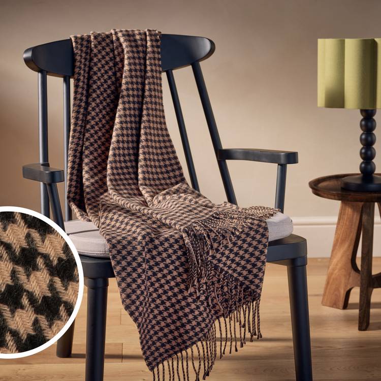 Habitat Houndstooth Throw - Brown - 125x150cm 0