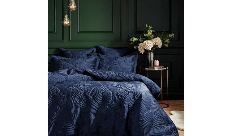 Paoletti Palmeria Quilted Navy Bedding Set - King size