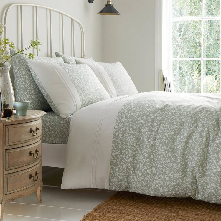 Dreams & Drapes Decorative Tess Green Bedding Set- King size 0