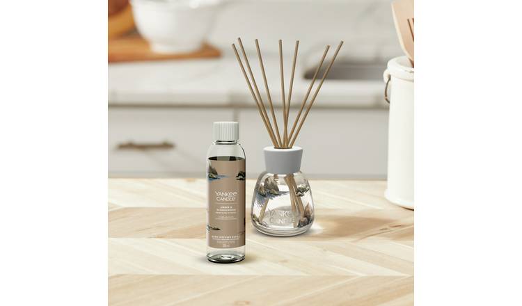 Yankee Signature Reed Diffuser Refill - Amber & Sandalwood