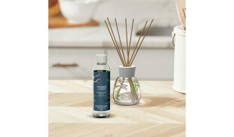 Yankee Signature 200ml Reed Diffuser Refill - Bayside Cedar
