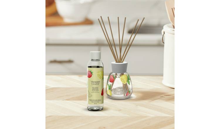 Yankee Signature Reed Diffuser Refill - Iced Berry Lemonade
