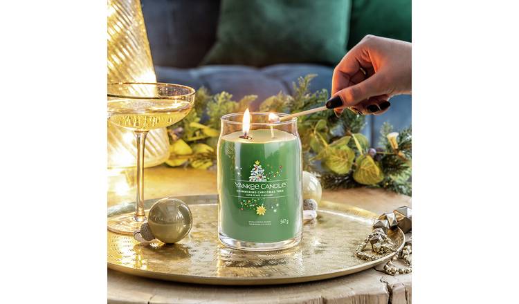 Yankee Signature Large Jar Candle - Shimmering Xmas Tree