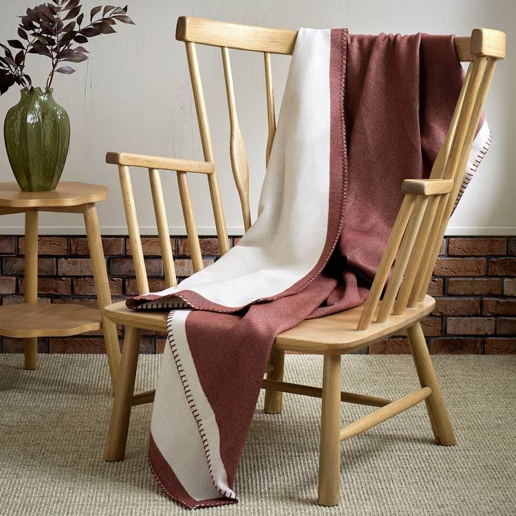 Habitat Blanket Stitch Throw - Berry - 125x150cm 0