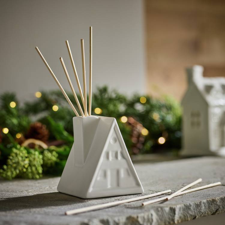 Habitat 150ml Reed Diffuser - Pine & Birchwood 0