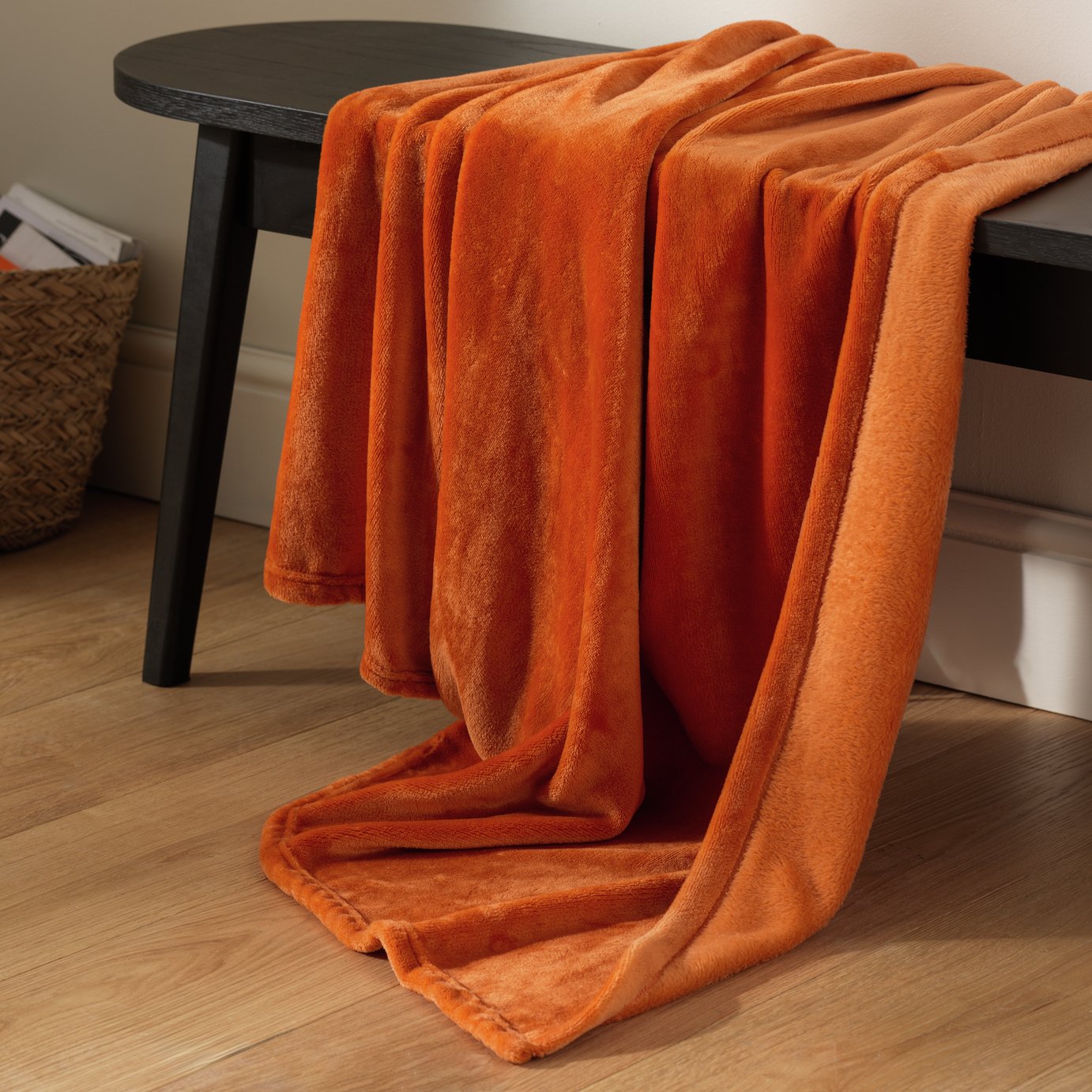 image of an Argos Home fleece throw