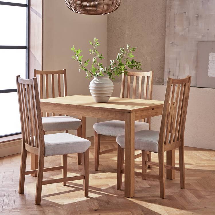 Habitat Clifton Extending Natural Dining Table& 4 Oak Chairs 0