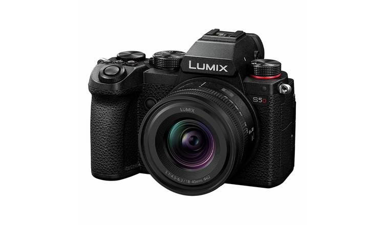 Panasonic Lumix DC-S5DNE-K with 18-40mm Lens