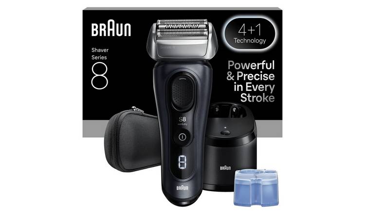 Braun 8663CC Clean & Charge Shaver