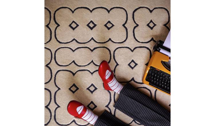 Habitat Archive Four Circles Geo Cut Pile Rug - 160x230cm