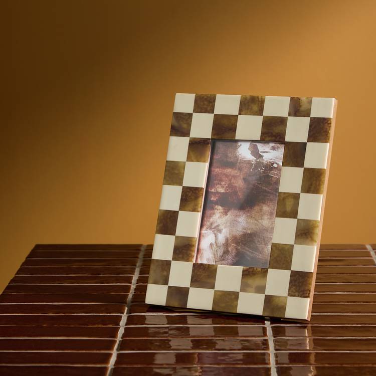 Habitat Chequered Resin Picture Frame - 4x6" 0