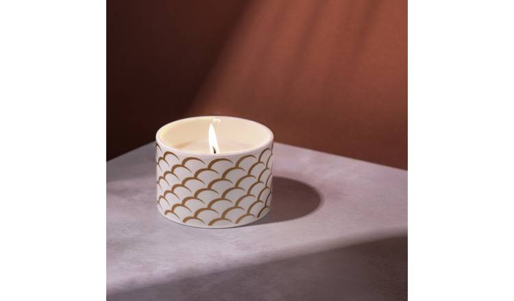Fired Earth Medium Candle - White Tea & Pomegranate