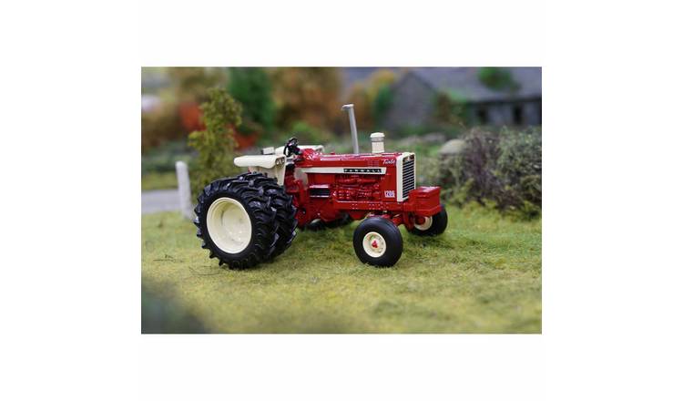 Case IH Farmall 1206 Limited Edition Toy Tractor