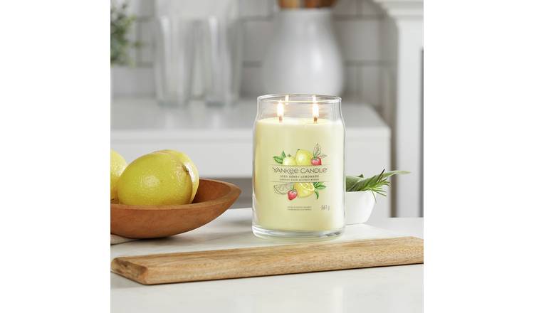 Yankee Signature Large Jar Candle - Iced Berry Lemonade