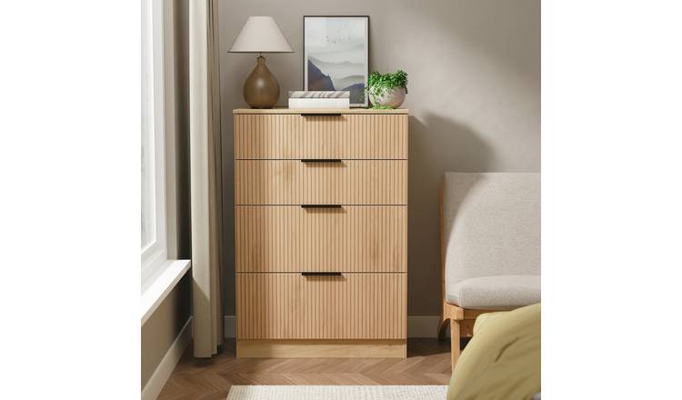 Livara Ready Assembled Tofino 4 Drawer Chest - Oak Effect