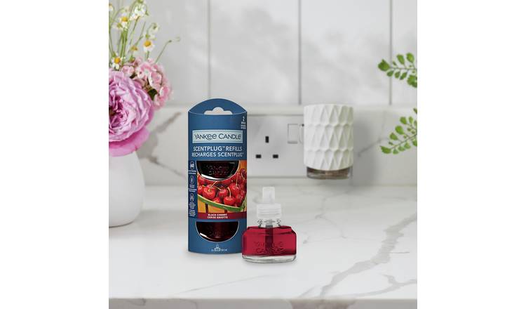 Yankee Candle 2 x 18ml Plug In Diffuser Refill-Black Cherry
