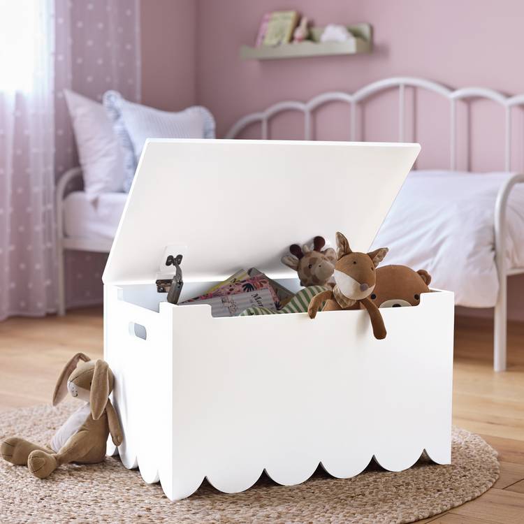 Habitat Kids Joni Scalloped Toy Box - White 0
