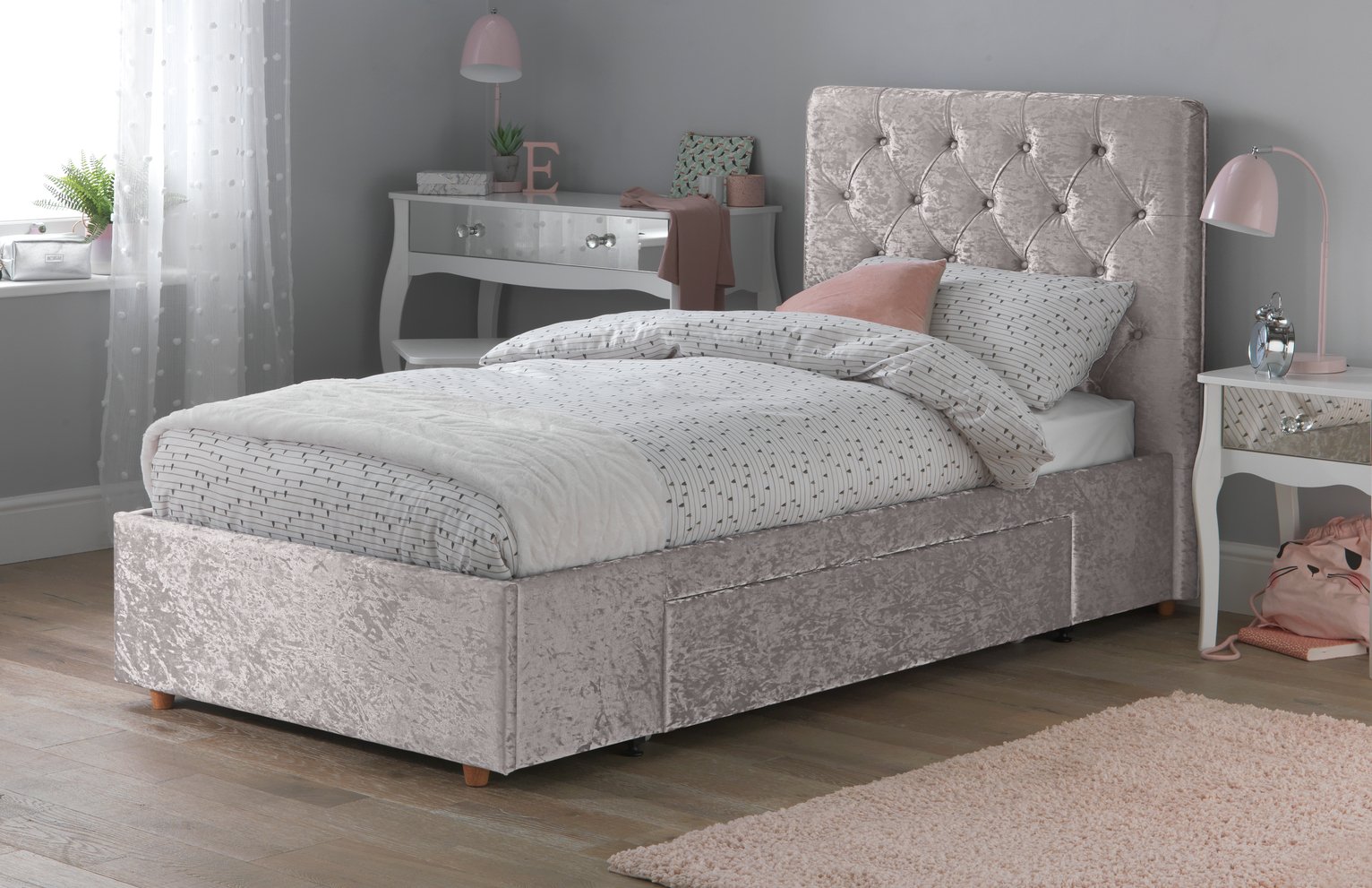 kids crushed velvet bed