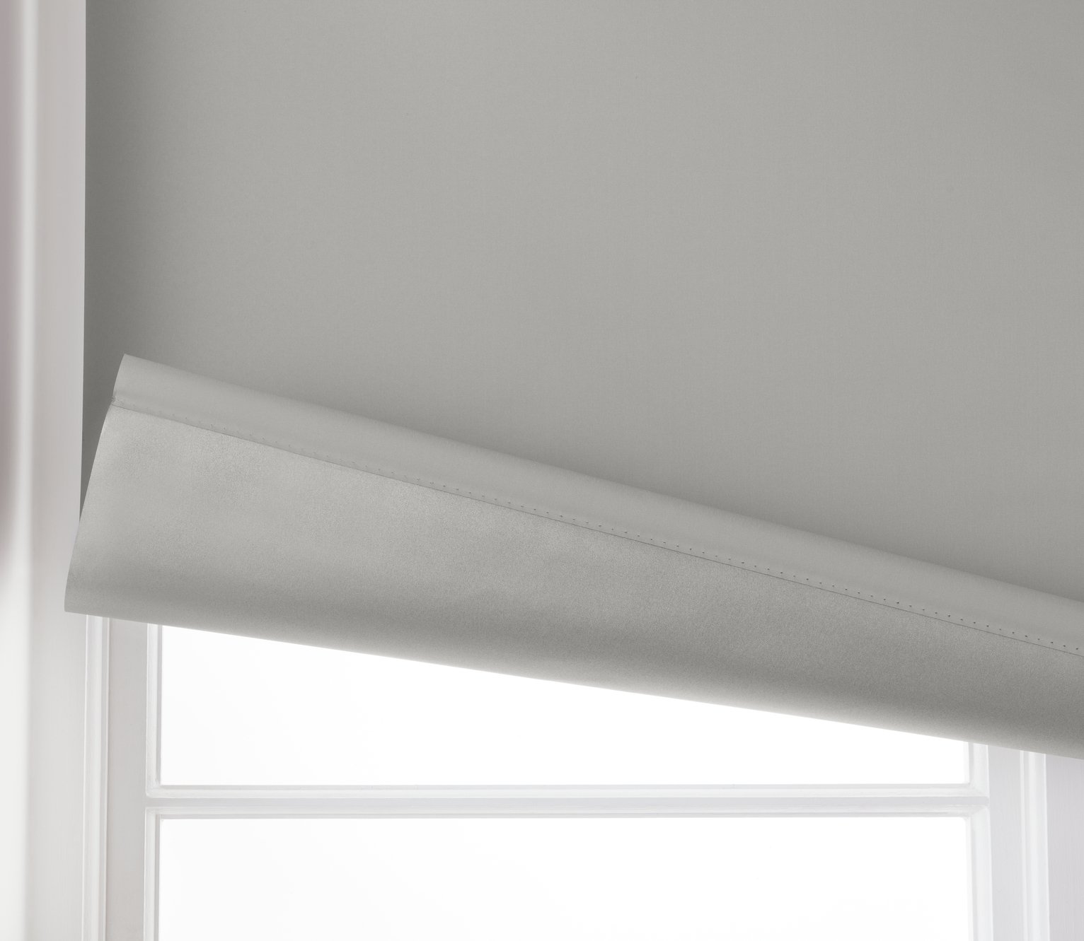 Argos Home Blackout Insulating Roller Blind 3ft Review