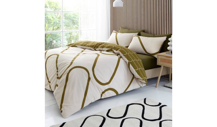 Catherine Lansfield Linear Curve Bedding Set - Single
