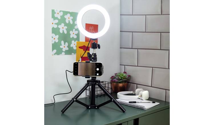 Selfie ring hot sale light tripod