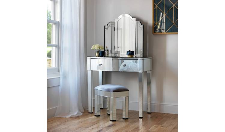 Mirrored dressing deals table with drawers