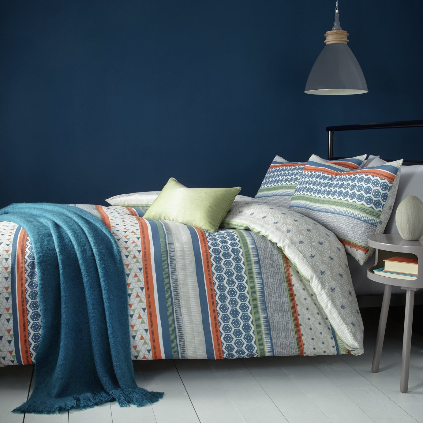 Fusion Retrace Stripe Multicoloured Bedding Set Kingsize