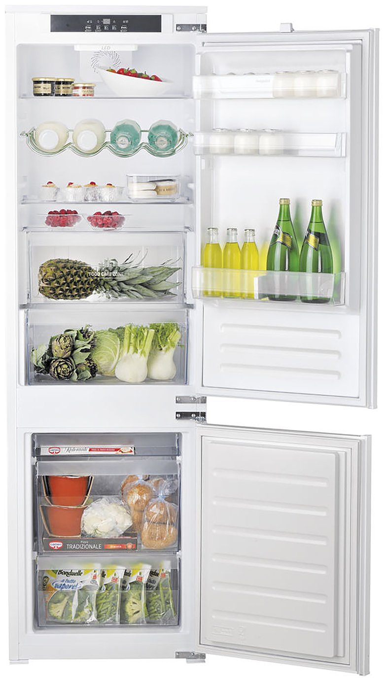 Hotpoint HM7030ECAA03 Integrated Fridge Freezer - White