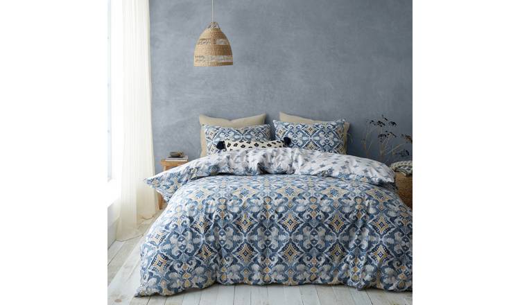 Pineapple Elephant Inara Ikat Indigo Bedding Set - King size