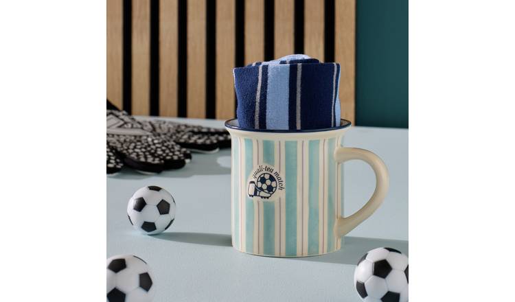 Argos Home Quali-Tea Match Stoneware Mug and Pair of Socks Set