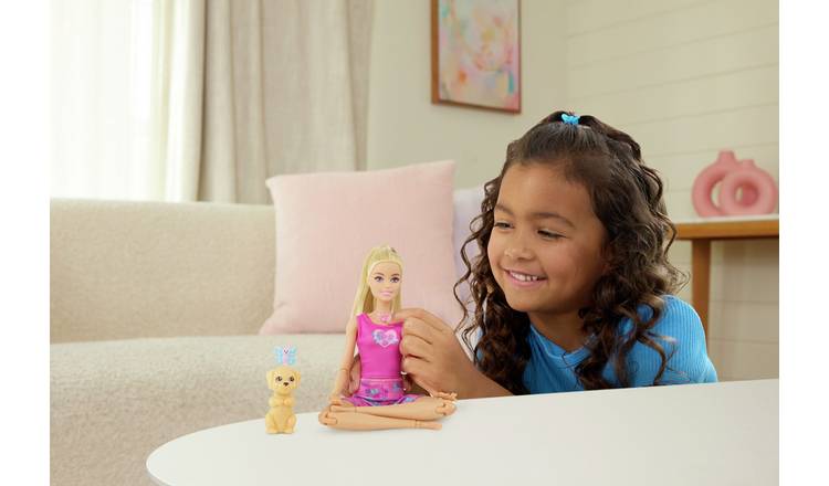 Barbie Mindful Moves Fashion Doll & Accessories - 29cm