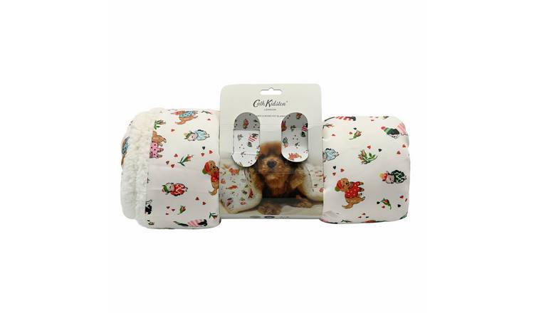 Cath Kidston Hearts and Roses Pet Blanket - Medium